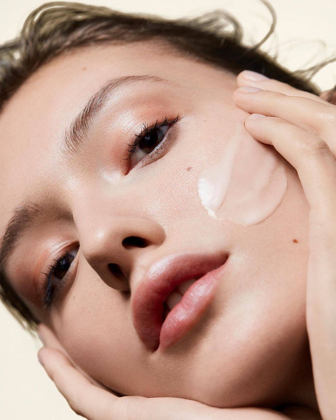 How to choose the right skin care products for sensitive skin?